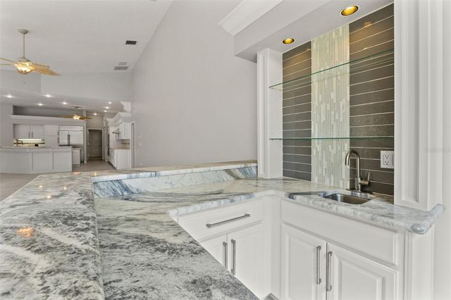 6153 NEW OSPREY POINT, Weeki Wachee, FL 34607