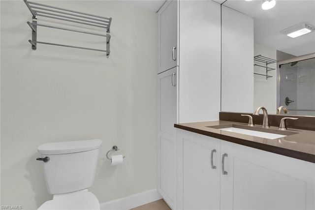 3200 Gulf Shore BLVD N 105, Naples, FL 34103