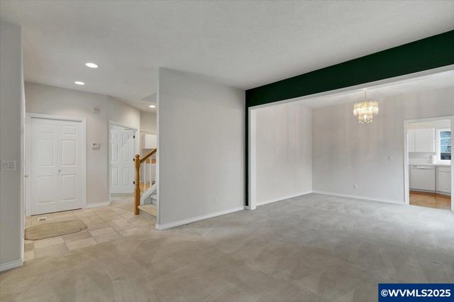 507 Lakefair Pl, Keizer, OR 97303