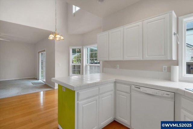 507 Lakefair Pl, Keizer, OR 97303