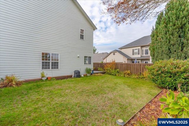 507 Lakefair Pl, Keizer, OR 97303