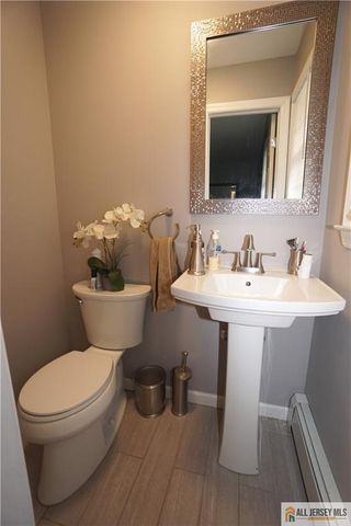 348 W Emerson Avenue, Rahway, NJ 08865