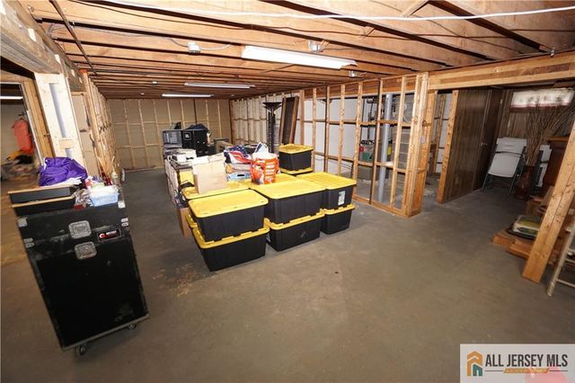 348 W Emerson Avenue, Rahway, NJ 08865