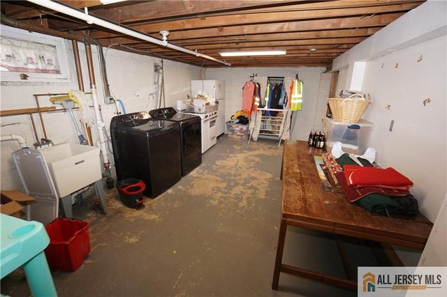 348 W Emerson Avenue, Rahway, NJ 08865