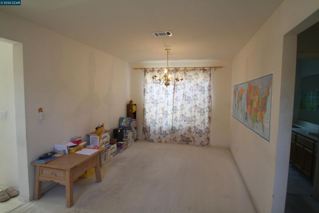 576 Ross Cir, Martinez, CA 94553