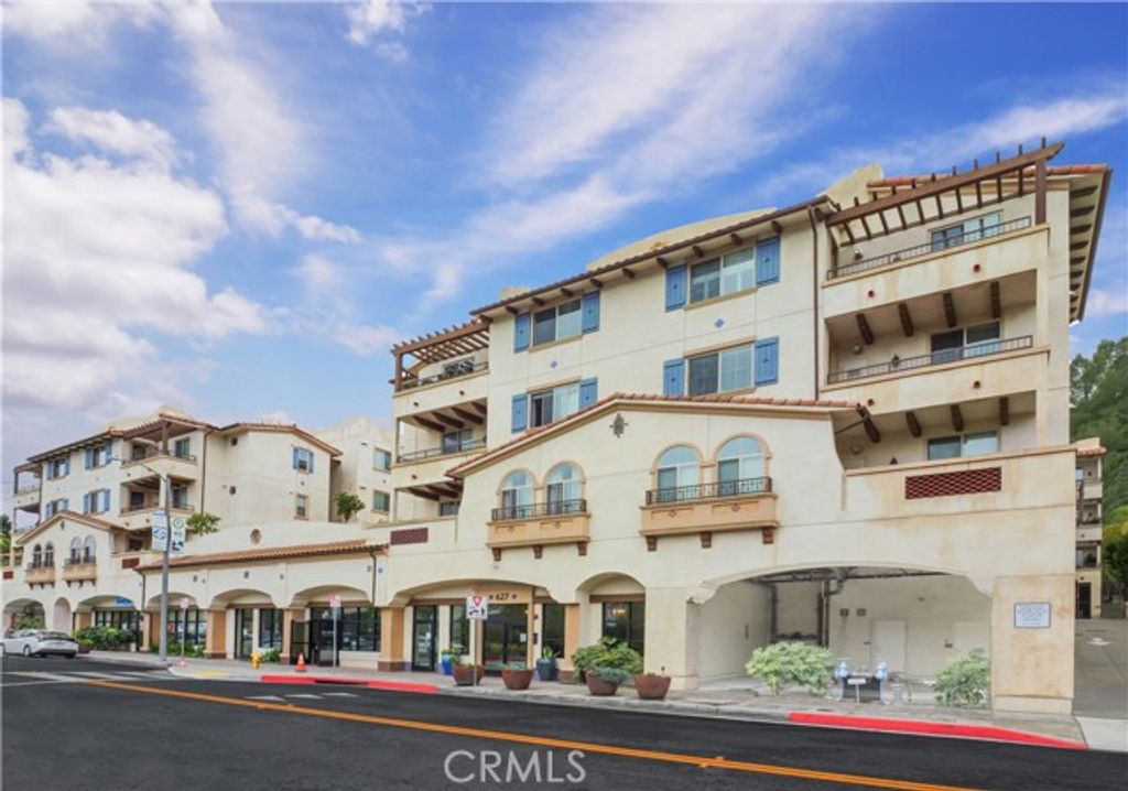 627 Deep Valley Drive 210, Rolling Hills Estates, CA 90274