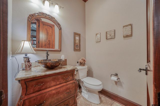 296 PR 5944, Yantis, TX 75497