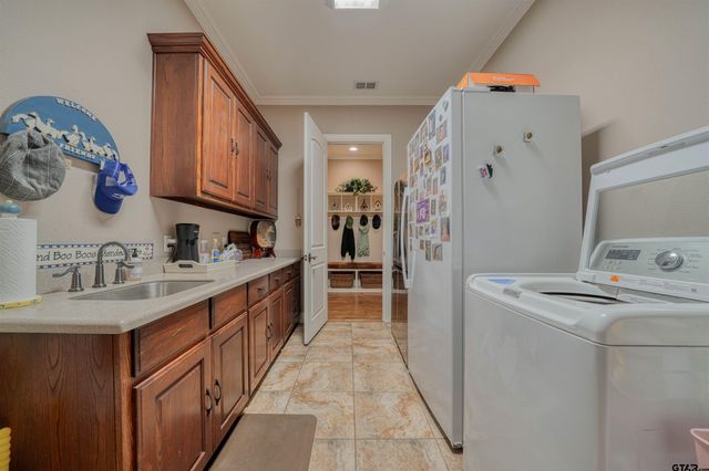 296 PR 5944, Yantis, TX 75497