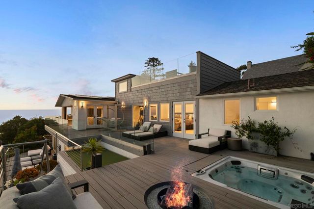 7324 Remley Pl, La Jolla, CA 92037