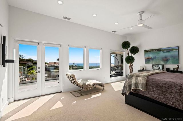 7324 Remley Pl, La Jolla, CA 92037