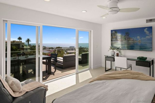 7324 Remley Pl, La Jolla, CA 92037