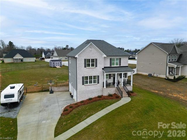 360 Wynnfall Drive, Lexington, NC 27295