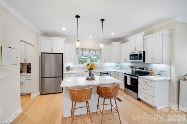 360 Wynnfall Drive, Lexington, NC 27295