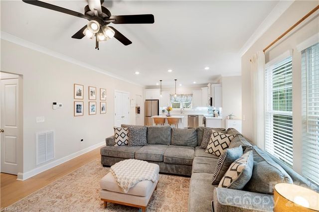 360 Wynnfall Drive, Lexington, NC 27295