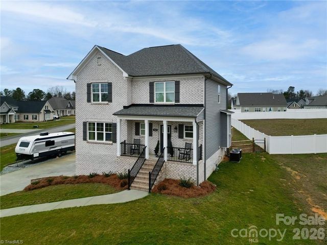 360 Wynnfall Drive, Lexington, NC 27295