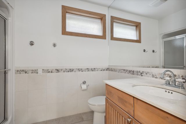 3987 Lake Shore Drive, Michiana Vllg, MI 49117