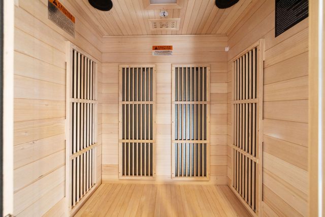 3987 Lake Shore Drive, Michiana Vllg, MI 49117