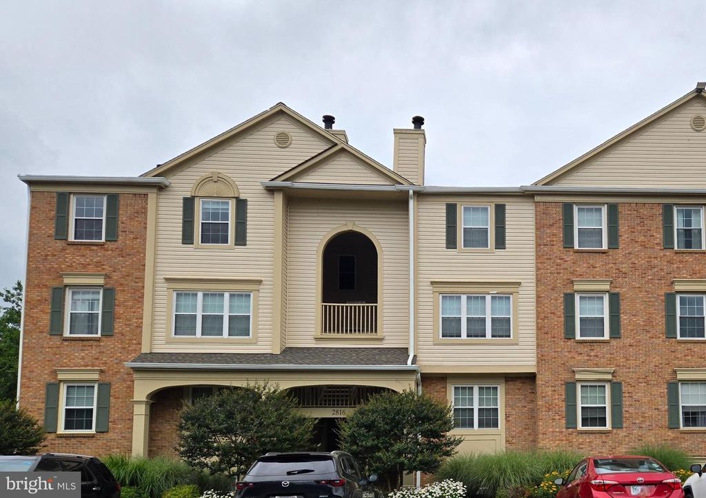 2816 EMMA LEE ST #301, Falls Church, VA 22042