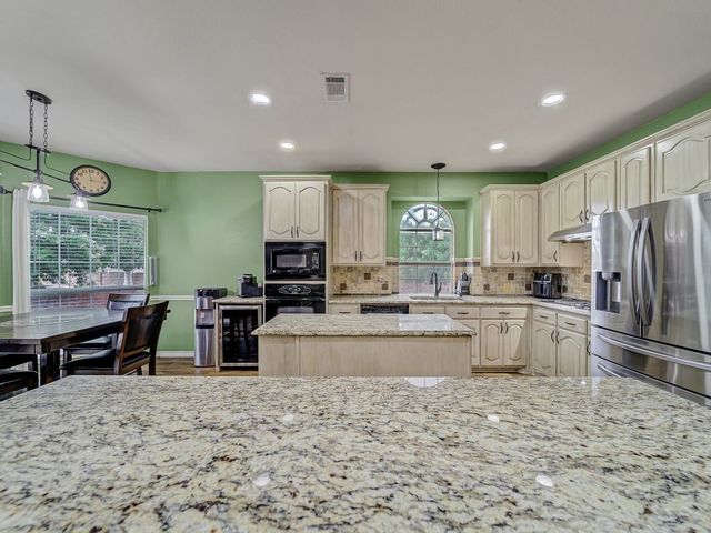 4100 Briarcreek Drive, Fort Worth, TX 76244