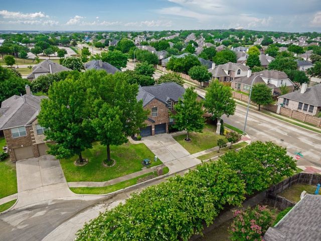 4100 Briarcreek Drive, Fort Worth, TX 76244