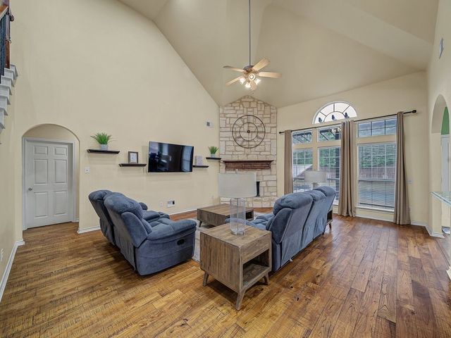 4100 Briarcreek Drive, Fort Worth, TX 76244
