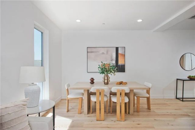 540 N Serrano Avenue, Los Angeles, CA 90004