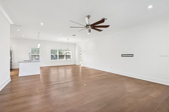 2924 HUNTINGTON STREET, Orlando, FL 32803