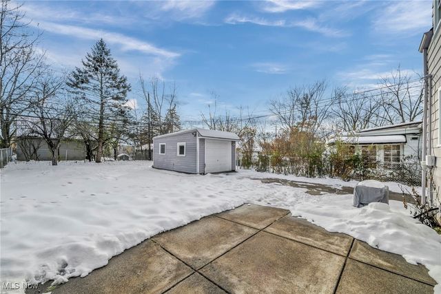 19672 Mountville Drive, Maple Heights, OH 44137