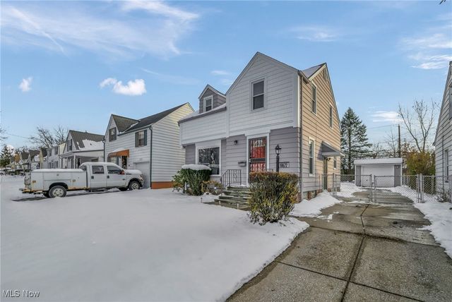 19672 Mountville Drive, Maple Heights, OH 44137