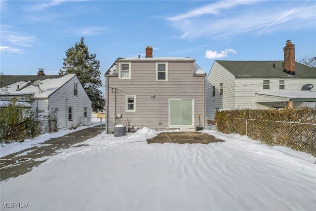 19672 Mountville Drive, Maple Heights, OH 44137