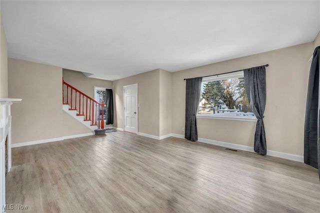 19672 Mountville Drive, Maple Heights, OH 44137