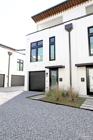 157 S Spring St, Pensacola, FL 32502