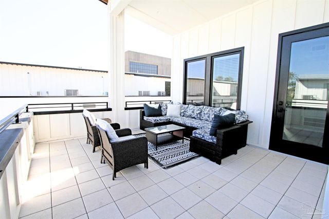 157 S Spring St, Pensacola, FL 32502