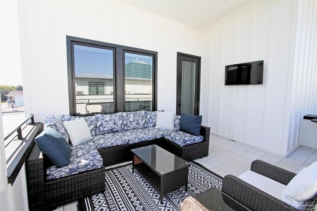 157 S Spring St, Pensacola, FL 32502