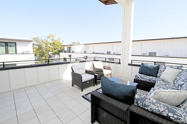 157 S Spring St, Pensacola, FL 32502