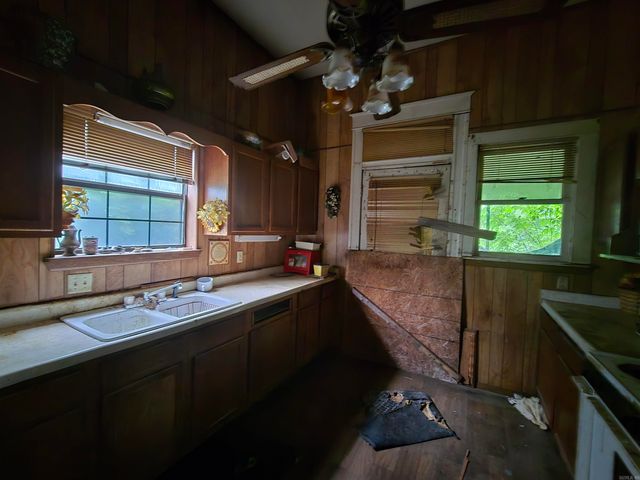 1609 W Charles Bussey Avenue, Little Rock, AR 72202