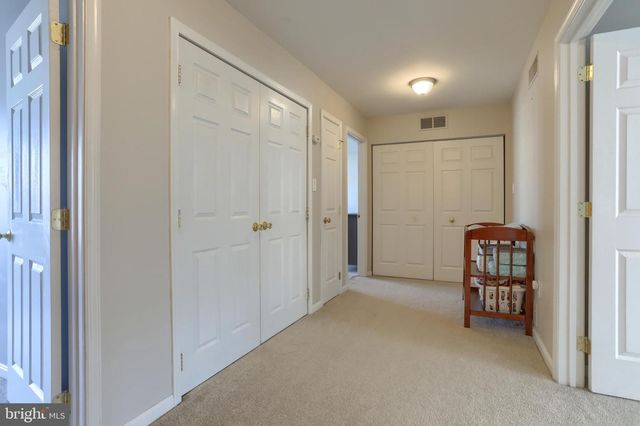 119 MERLIN DR, Hummelstown, PA 17036