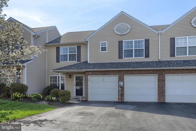 119 MERLIN DR, Hummelstown, PA 17036