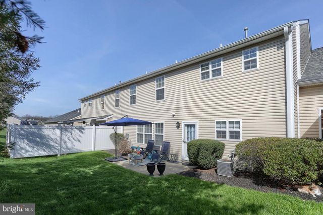 119 MERLIN DR, Hummelstown, PA 17036