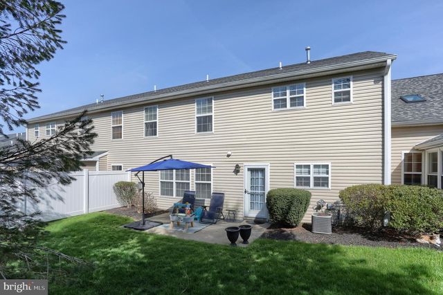 119 MERLIN DR, Hummelstown, PA 17036