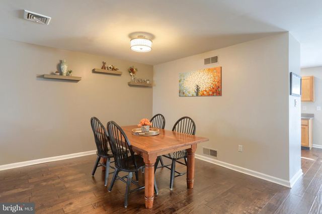 119 MERLIN DR, Hummelstown, PA 17036