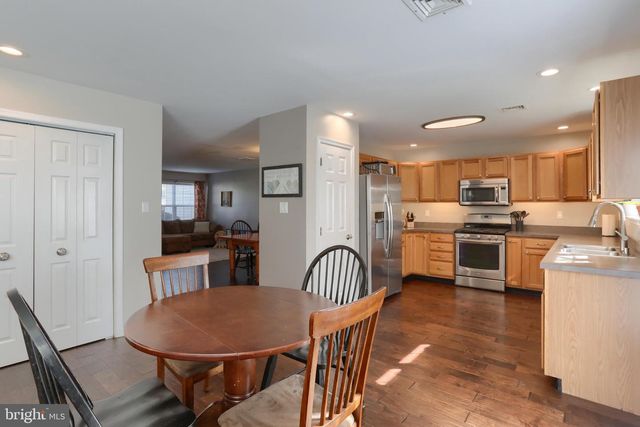 119 MERLIN DR, Hummelstown, PA 17036