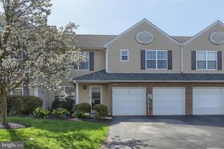 119 MERLIN DR, Hummelstown, PA 17036