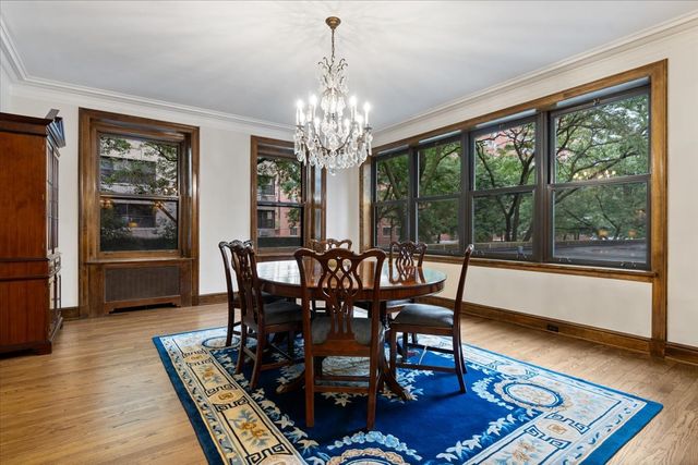 1325 N Astor Street 2, Chicago, IL 60610