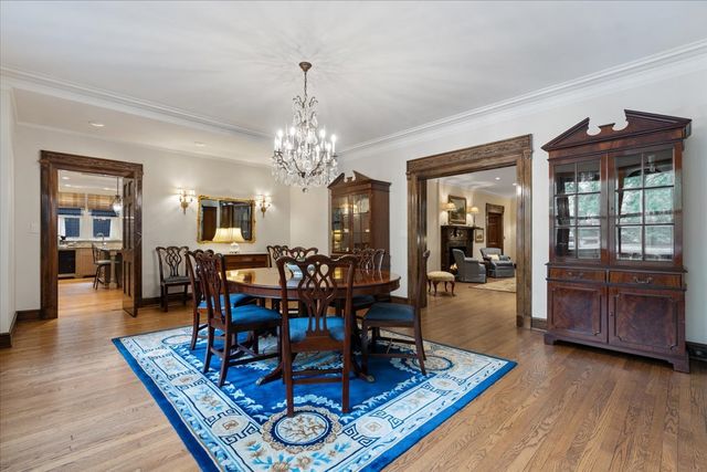1325 N Astor Street 2, Chicago, IL 60610