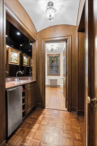 1325 N Astor Street 2, Chicago, IL 60610