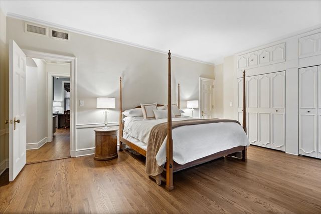 1325 N Astor Street 2, Chicago, IL 60610