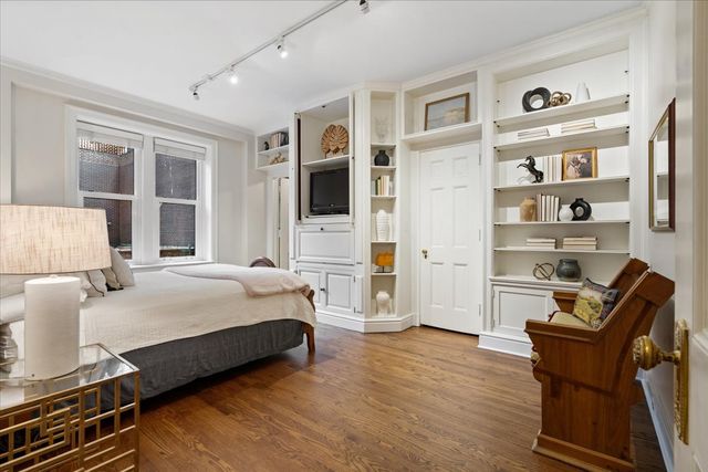 1325 N Astor Street 2, Chicago, IL 60610