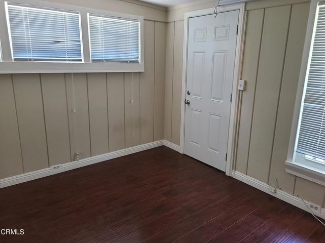 4913 Revlon Drive, La Canada Flintridge, CA 91011