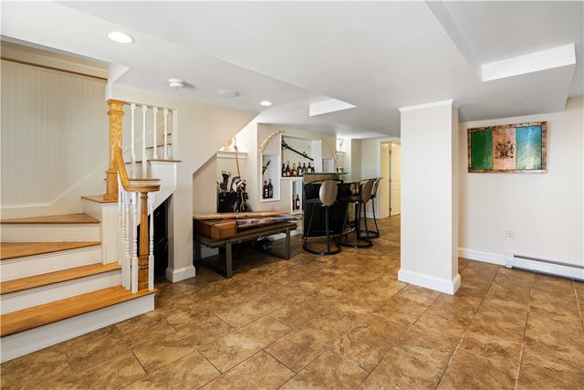 177 Seaconnet Boulevard, Portsmouth, RI 02871